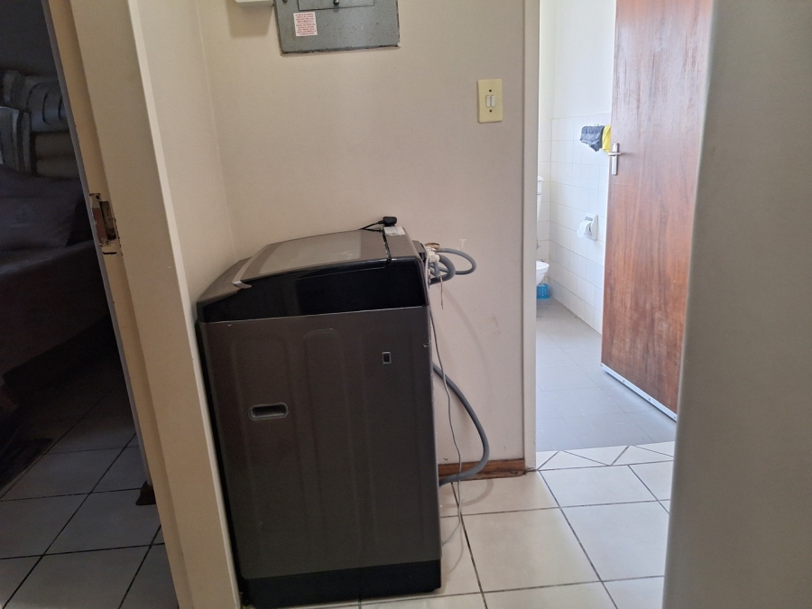 2 Bedroom Property for Sale in Potchefstroom North West